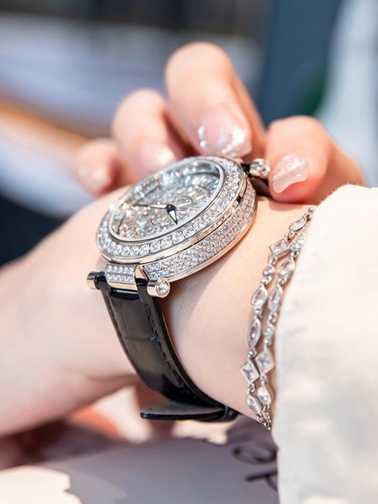 Diamantes brilhantes cravejado - Leatherwork Ideas avaliação e preço
